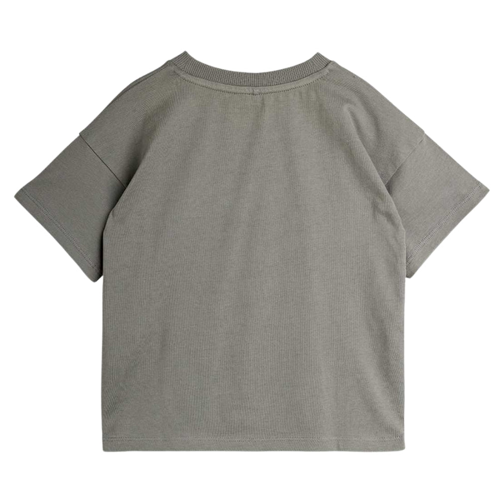 233f123bc0dd86a0a93b68c7d76b0469