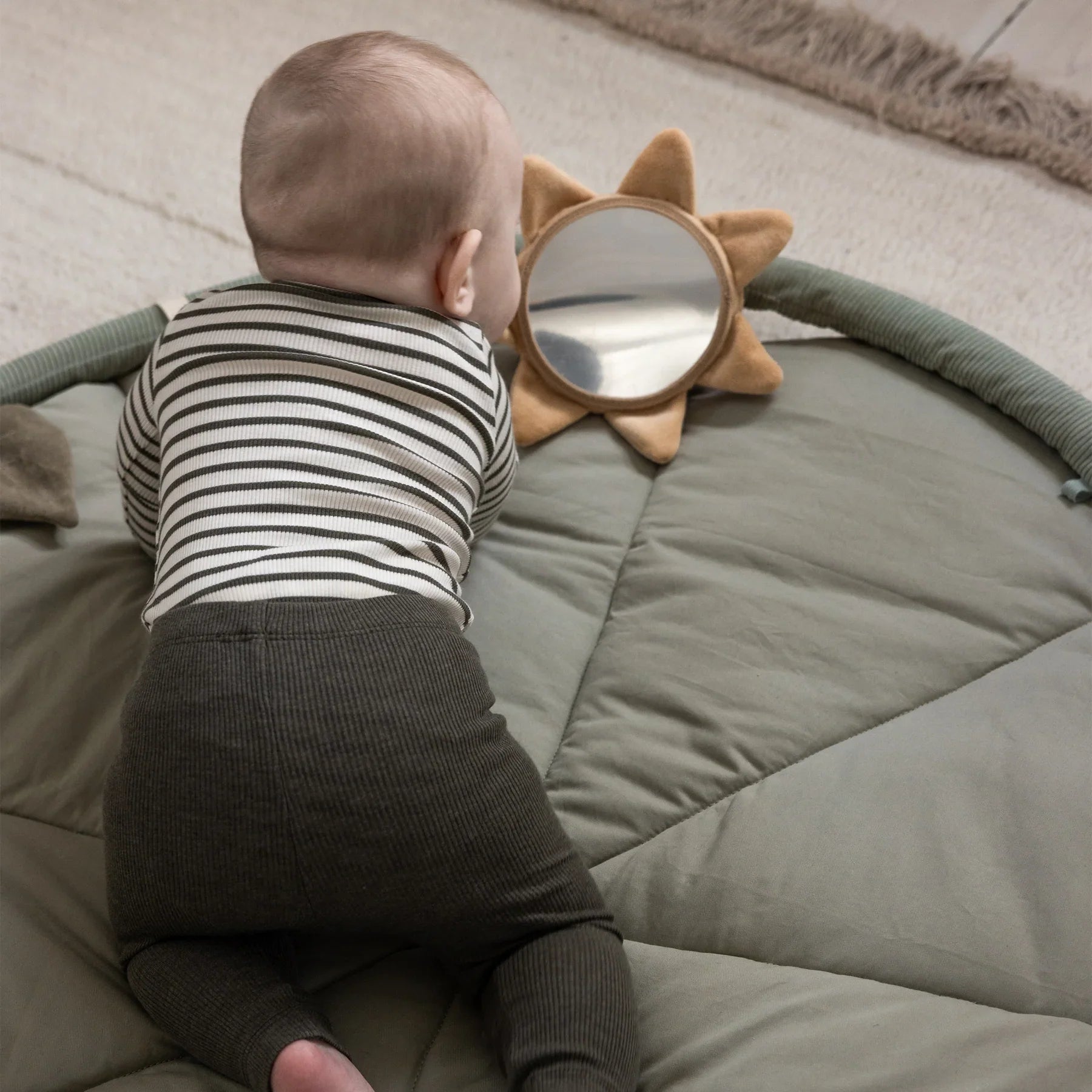 963101ec9a5f4d53a5e37f13c79fa445