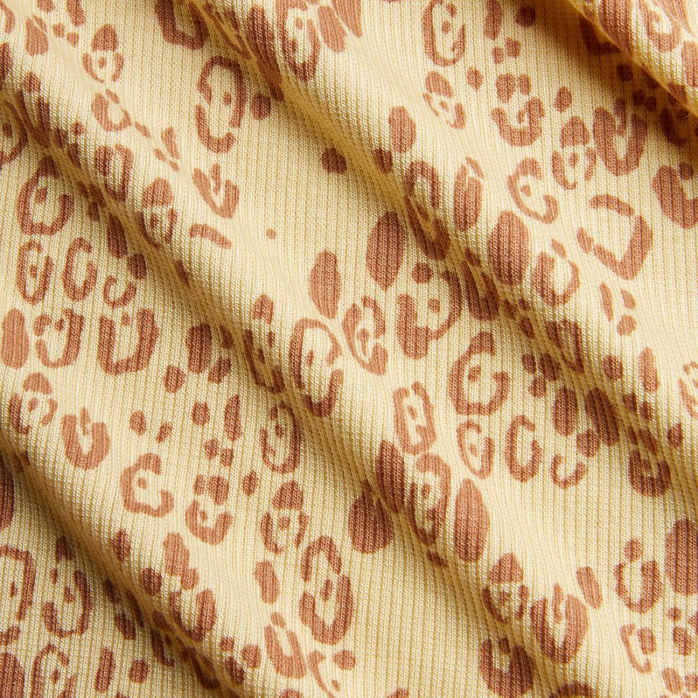 8a6902c7b48e935e36b4eb5e3956532d