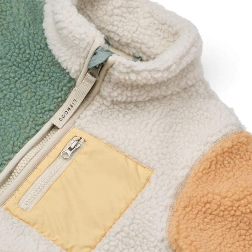 98c6b98f1eab531c7fbe23ccb5faae95