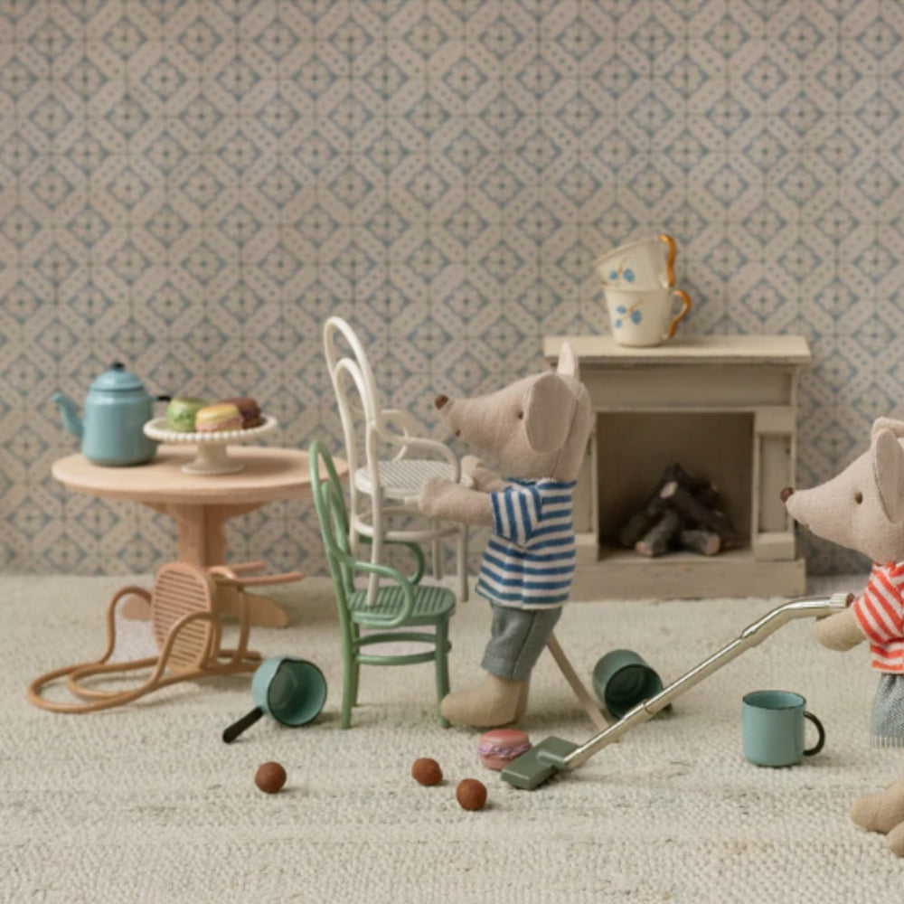 50b2d5fa6acae48d4342181434419505