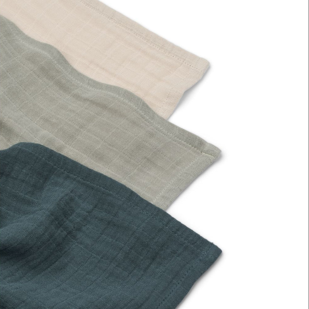 8bdd381d3117c76d5e312a061b949f47